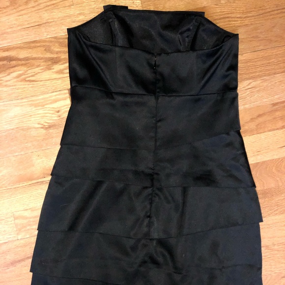 White House | Black Market Formal Strapless Dress - Picture 6 of 8